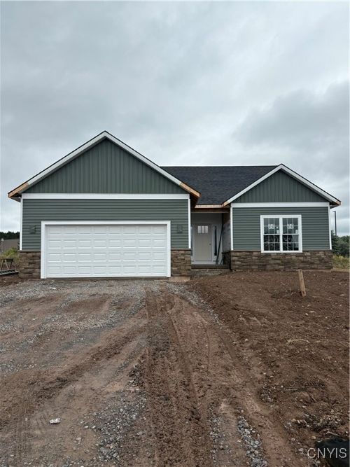 8024 Timber Banks Pkwy, Baldwinsville, NY, 13027 | Card Image