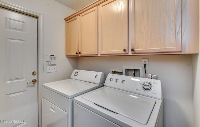 804 Charmant-53 | Image 31
