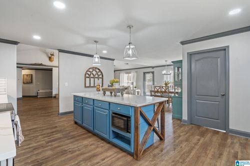 1049 Hidden Forest Dr, MONTEVALLO, AL, 35115-5930 | Card Image