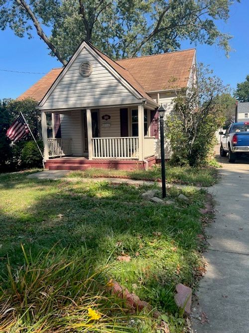 890 Woodland Rd, Sharpsville, PA, 16150-1852 | Card Image