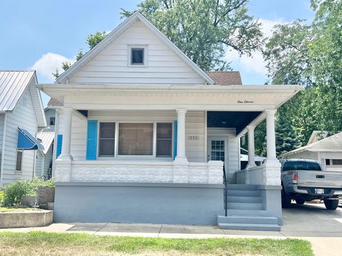 111 11th St, Logansport, IN, 46947-2802 | Card Image
