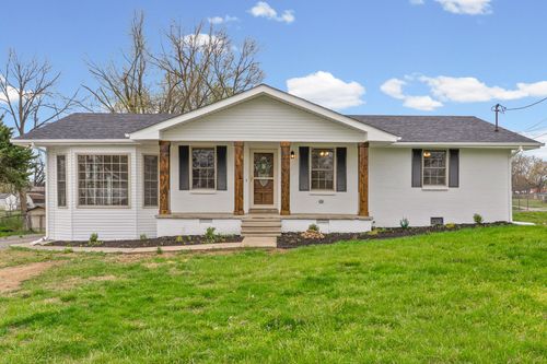 206 Maple St, Adams, TN, 37010-4738 | Card Image