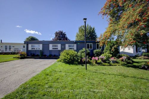 52 Fairview Cres, Listowel, ON, N4W | Card Image