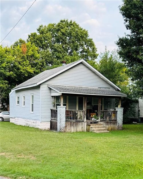 201 N Fairview St, Pittsburg, KS, 66762-4432 | Card Image