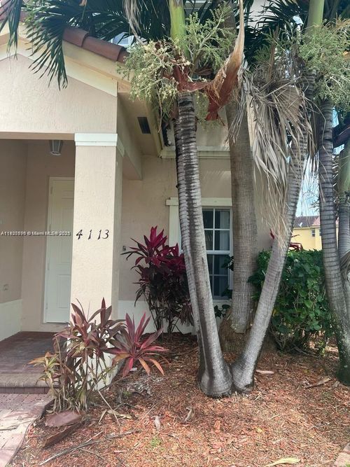 4113-4113 Ne 24th Dr, Homestead, FL, 33033-5160 | Card Image