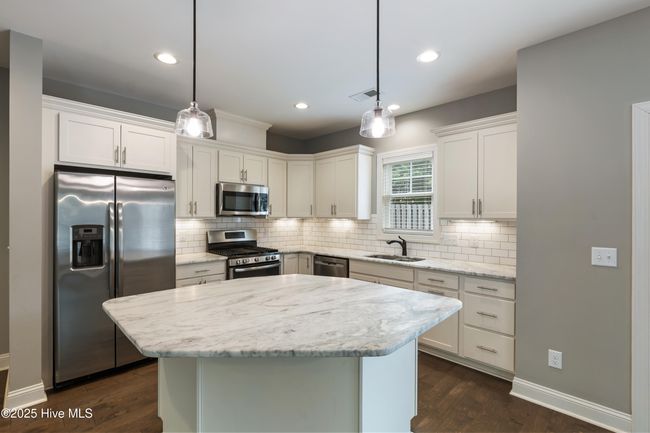 126 Pinebranch Ct, Townhouse with 3 bedrooms, 3 bathrooms and 1 parking in Southern Pines NC | Image 7
