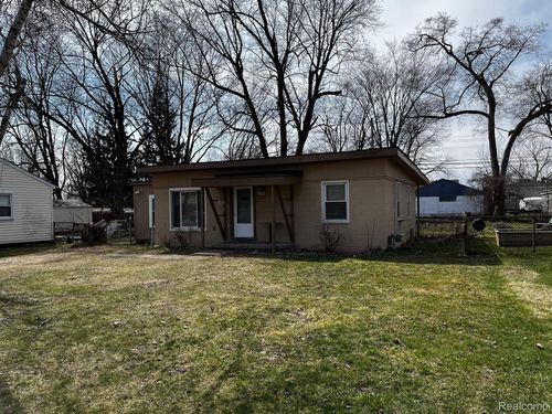 12097 Cavell St, Livonia, MI, 48150-2303 | Card Image