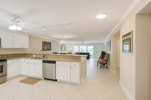 7-18900 Stewart Cir, Boca Raton, FL, 33496-6665 | Card Image