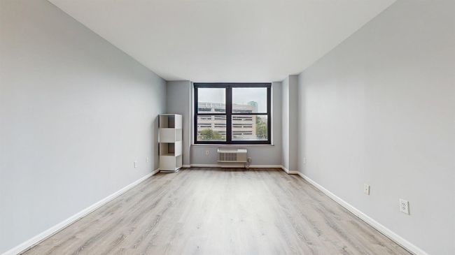 APT-304 - 102 Christopher Columbus Dr, Condo with 1 bedrooms, 1 bathrooms and null parking in Jersey City NJ | Image 8
