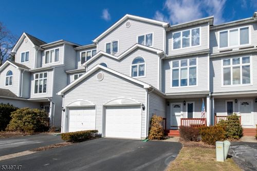 10-10 St Charles Ave, Hewitt, NJ, 07421-2854 | Card Image