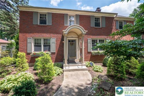 835 N 28th St, ALLENTOWN, PA, 18104-3826 | Card Image