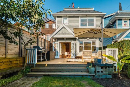 888 Union St, Vancouver, BC, V6A2C4 | Card Image