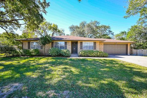 222 Behrens St, East Bernard, TX, 77435-7426 | Card Image