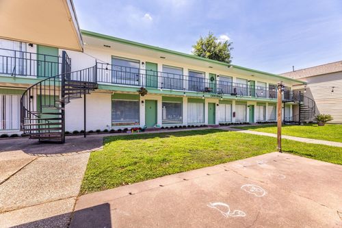 2-1309 Blair St, Houston, TX, 77008-3851 | Card Image