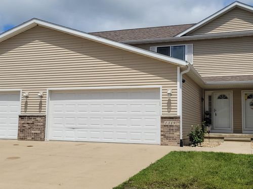 1319 Talcott Ct, Waterloo, IA, 50702-5600 | Card Image