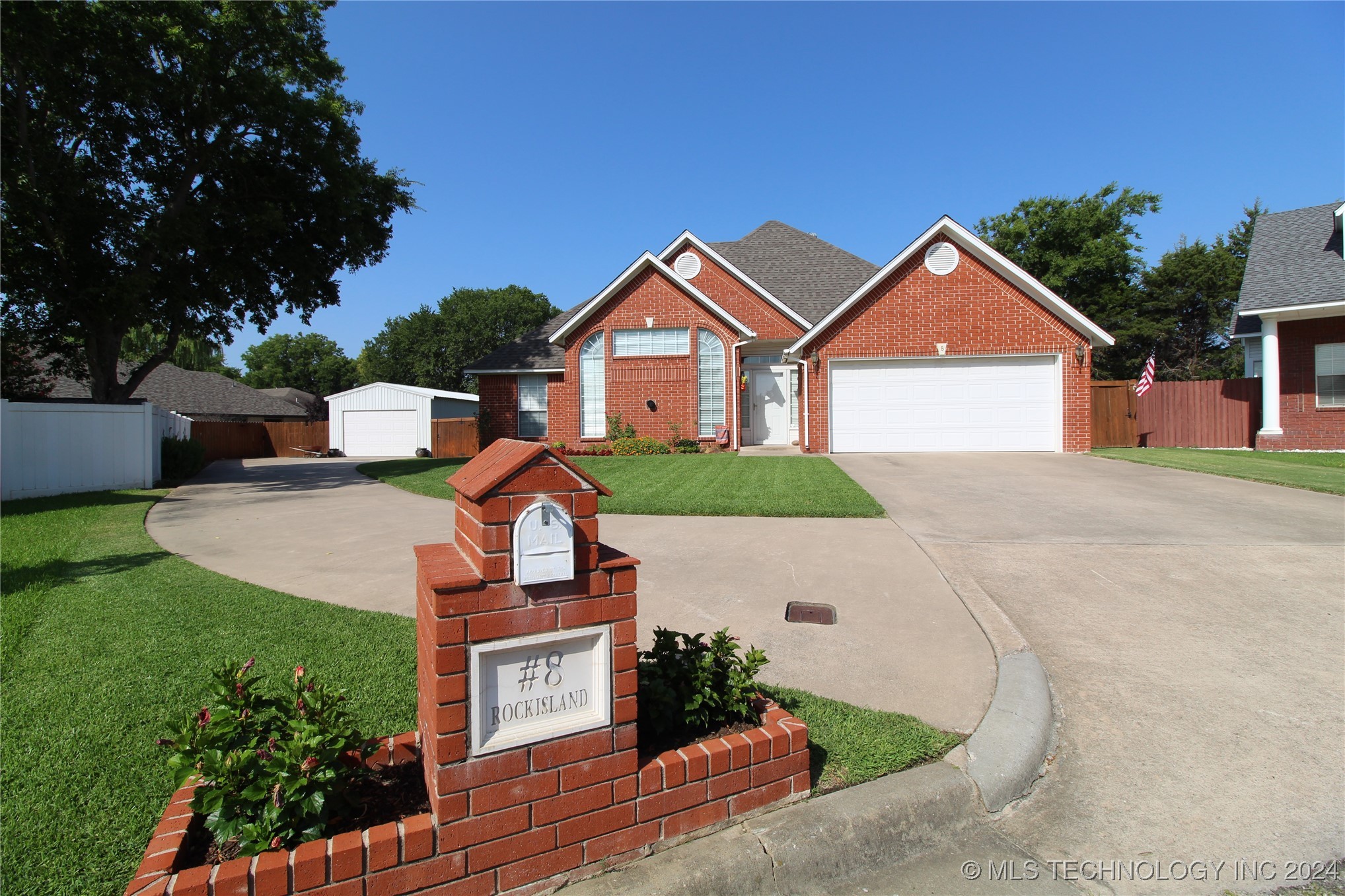 Rock Island Ltd St, Ardmore, OK 73401