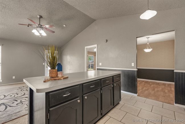 9528 S 93 Rd East Ave, House other with 5 bedrooms, 3 bathrooms and null parking in Tulsa OK | Image 21