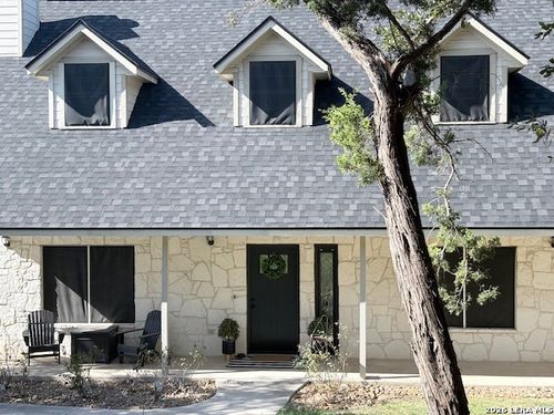 611 Midnight Dr, San Antonio, TX, 78260-7024 | Card Image