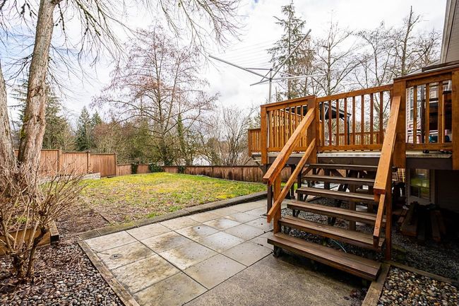 23014 Reid Avenue, House other with 5 bedrooms, 3 bathrooms and 4 parking in Maple Ridge BC | Image 33