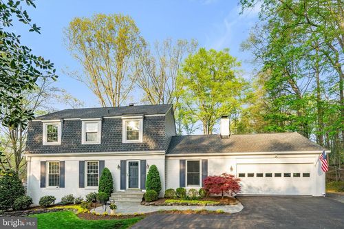 4949 Sabra Ln, ANNANDALE, VA, 22003-4002 | Card Image