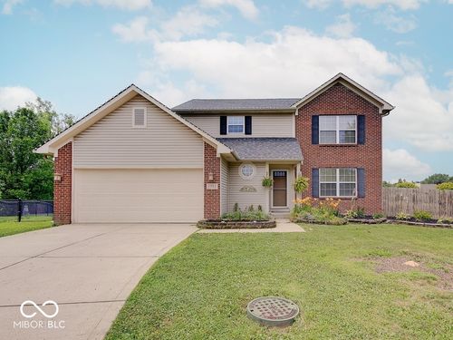3902 Jekyll Ct, Indianapolis, IN, 46237-3801 | Card Image