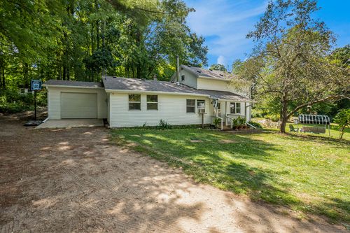 632 E Jackson St, White Cloud, MI, 49349-8848 | Card Image