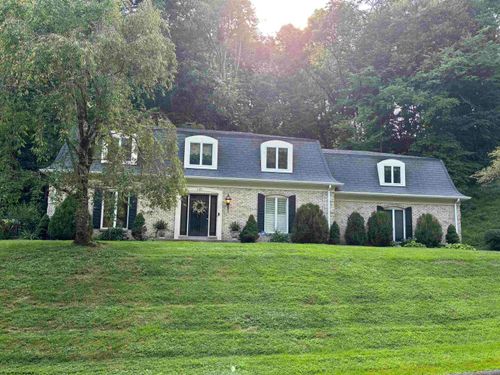 121 Stoneybrook Rd, Clarksburg, WV, 26301-4146 | Card Image