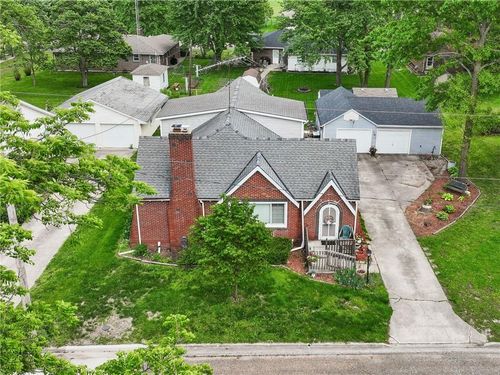 1015 S Saint Louis Street, Concordia, MO, 64020 | Card Image