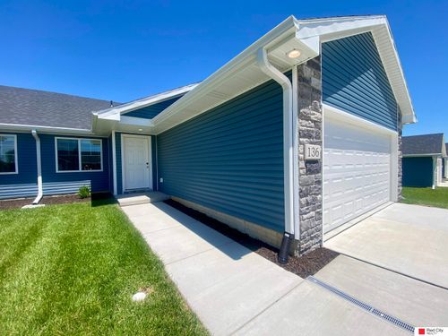 136 W Ida Lane, Lincoln, NE, 68523 | Card Image