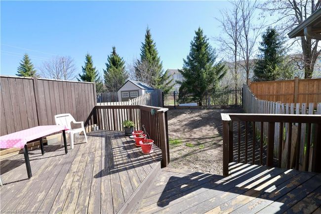549 Violet St, Townhouse with 3 bedrooms, 3 bathrooms and 2 parking in Waterloo ON | Image 33