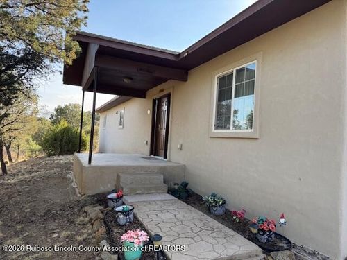 1385 State Highway 48, Capitan, NM, 88316-5040 | Card Image