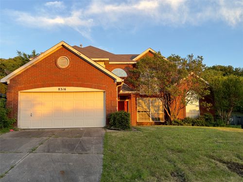 8316 Autumncrest Ct, Dallas, TX, 75249-3814 | Card Image