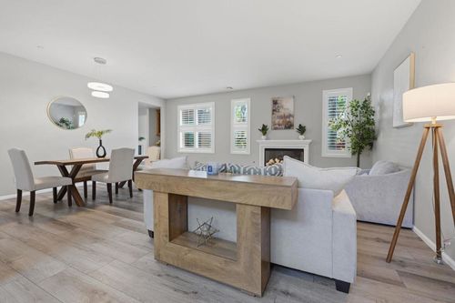 3257 Timken Cir, Escondido, CA, 92027-6227 | Card Image