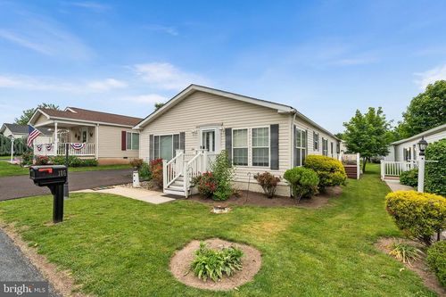 106 Lilac Pl, ROYERSFORD, PA, 19468-3416 | Card Image
