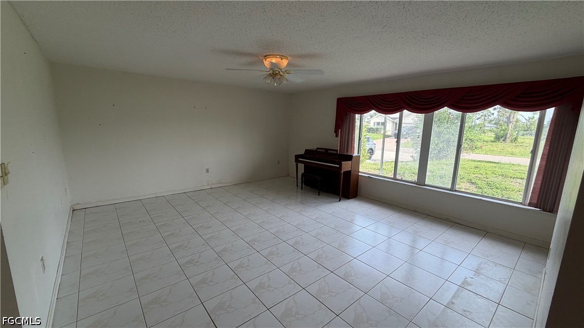 Residential in Cape Coral 4