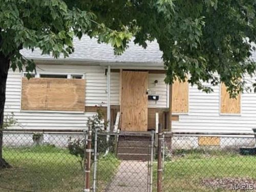 901 Alton Avenue, Madison, IL, 62060 | Card Image