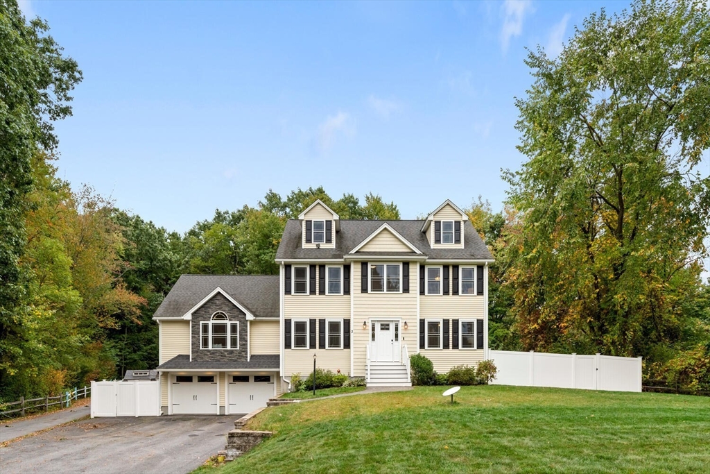 Clermore Rd, Billerica, MA 01821