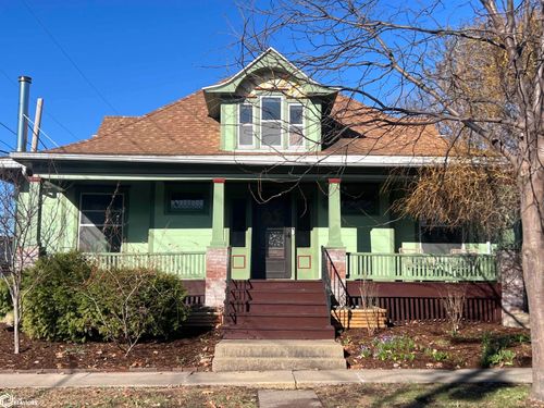 204 N 3rd St, Fairfield, IA, 52556-2805 | Card Image