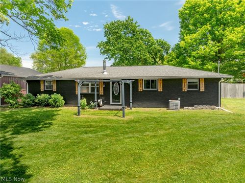 3190 Irish Rd, Magnolia, OH, 44643-9504 | Card Image
