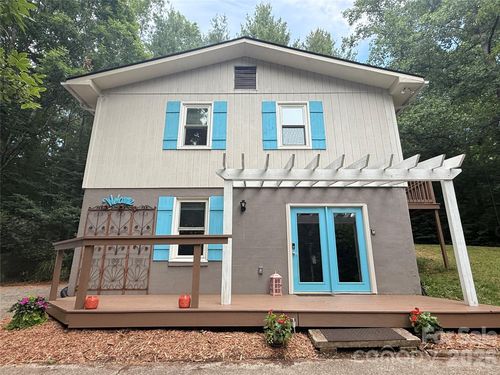 95 Walker Cove Rd, Black Mountain, NC, 28711-8715 | Card Image