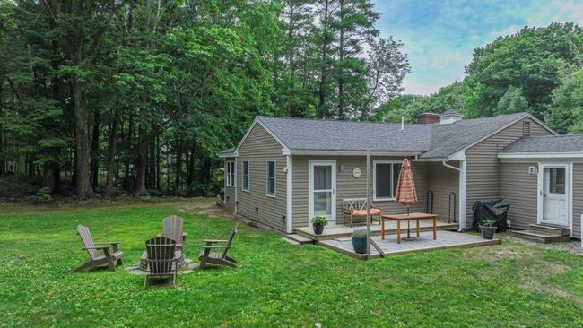 20 Old County Rd, House other with 3 bedrooms, 3 bathrooms and null parking in Cape Neddick ME | Image 4