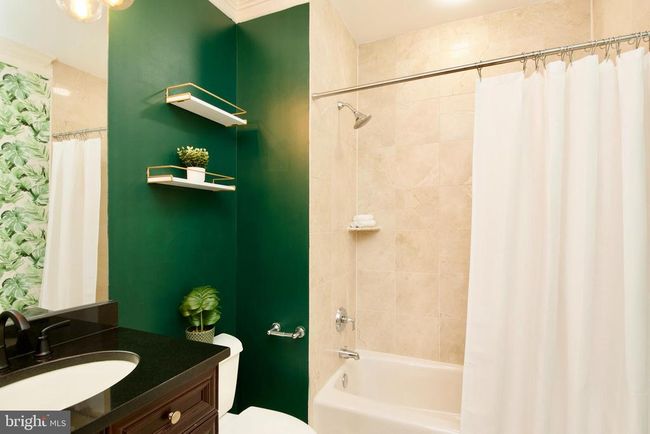 APT-313 - 1210 R St Nw, Condo with 2 bedrooms, 3 bathrooms and null parking in WASHINGTON DC | Image 26
