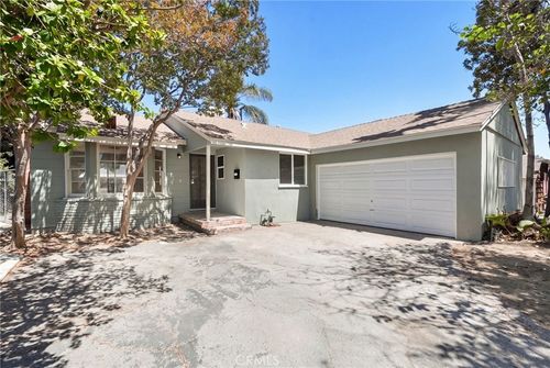 7656 Teesdale Ave, North Hollywood, CA, 91605-2138 | Card Image