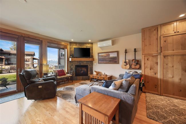 Living Area -Fireplace, Mountain & Lake​​‌​​​​‌​​‌‌​‌‌​​​‌‌​​‌‌​‌​​​​​‌ Views | Image 5