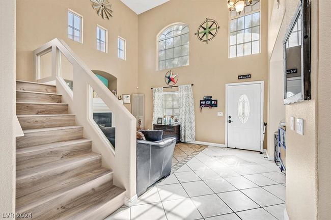 8124 Peach Flare St, House other with 4 bedrooms, 3 bathrooms and null parking in Las Vegas NV | Image 6