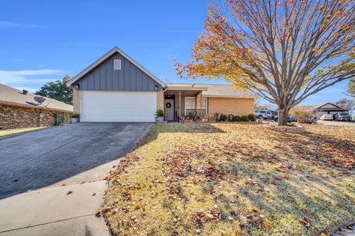 2605 Shasta Ct, Fort Worth, TX, 76133-4431 | Card Image