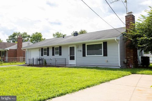 7526 Albemarle Dr, MANASSAS, VA, 20111-4118 | Card Image
