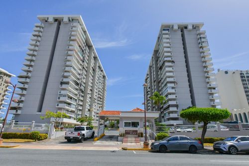 1418a-5869 Ave Isla Verde, Carolina, PR, 00979-5717 | Card Image