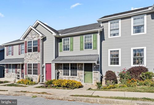 520 N Potomac St, WAYNESBORO, PA, 17268-1163 | Card Image