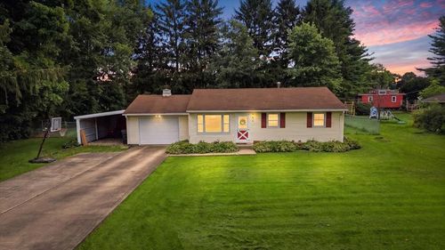 15 E Mound St, Fredericktown, OH, 43019-9015 | Card Image